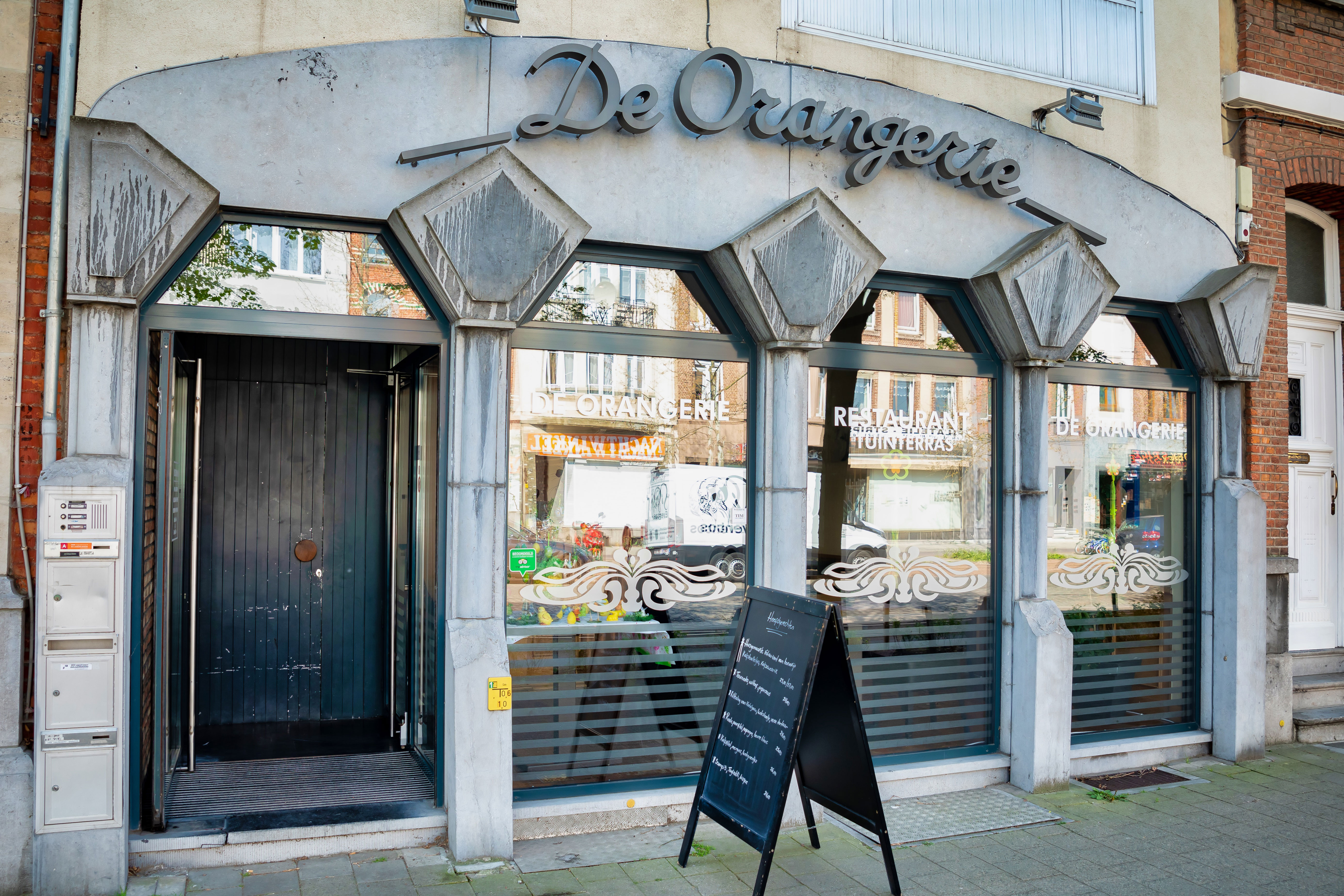 17_04_De-Orangerie__Antwerpen_Simon-Van-Ranst_03